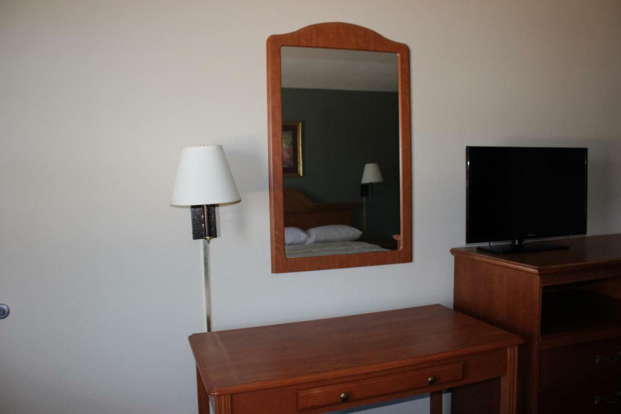 Nationwide 9 Inn Wynne Exteriér fotografie